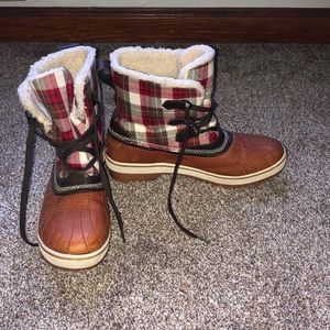 Sorel plaid waterproof boots